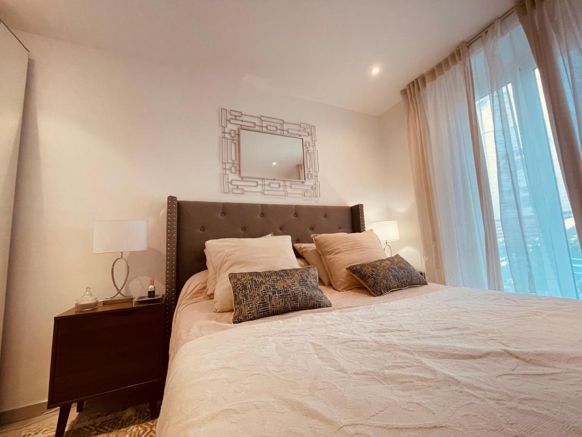 Nice Renting - Paganini - Spacious Apartment - 2 Bedrooms - King Bed - Bathtub - Heart Of Ніцца Екстер'єр фото