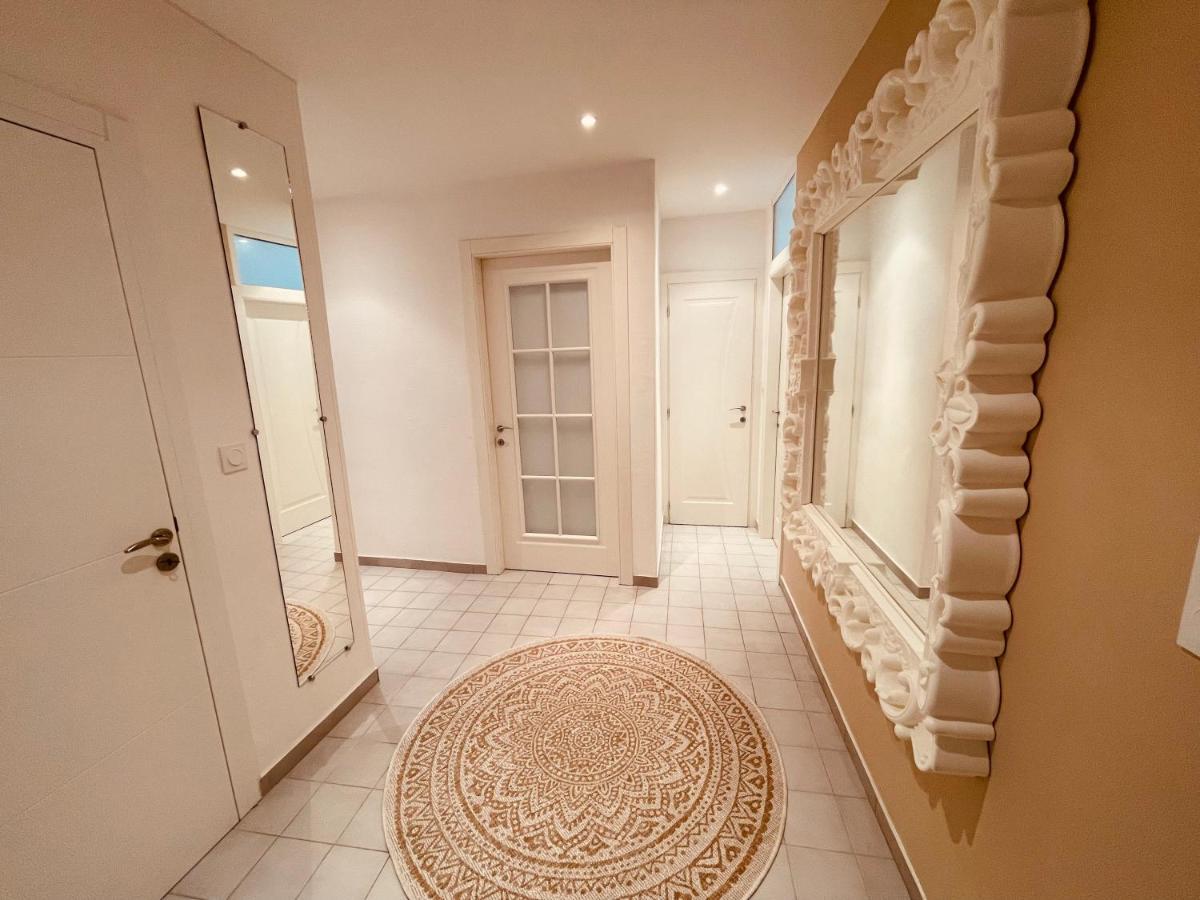Nice Renting - Paganini - Spacious Apartment - 2 Bedrooms - King Bed - Bathtub - Heart Of Ніцца Екстер'єр фото